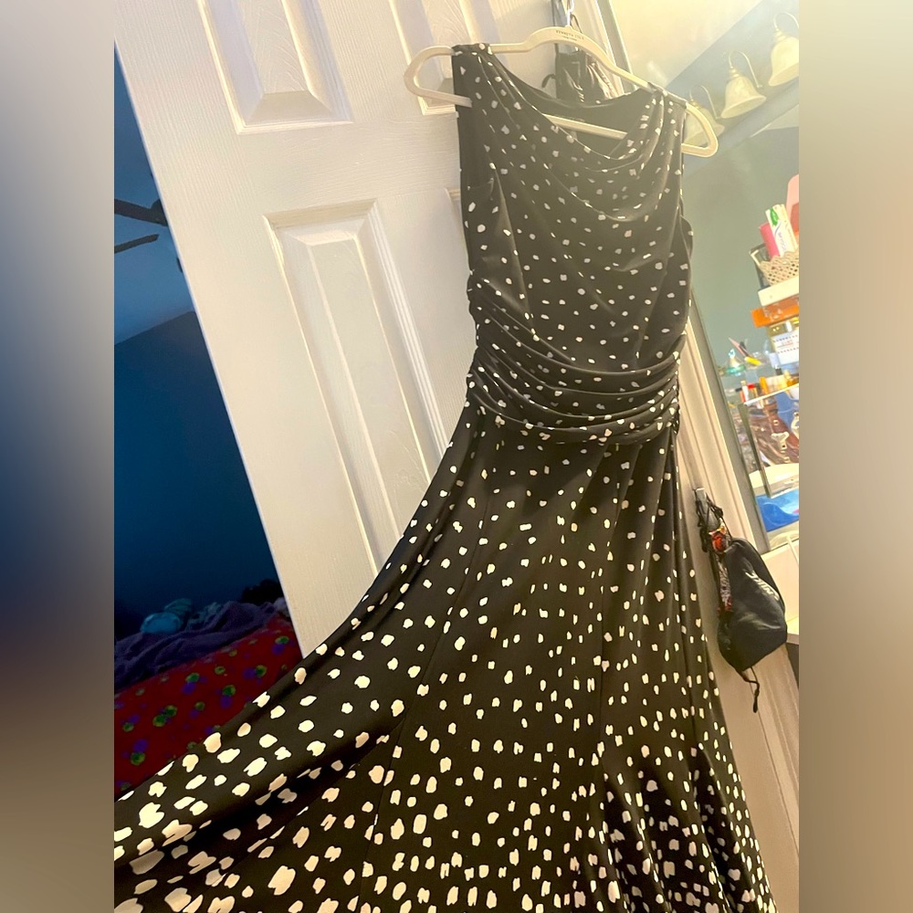 size4 , still good condition , so cute
